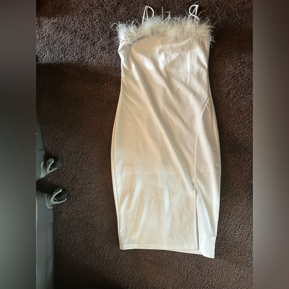 White midi feather dress
